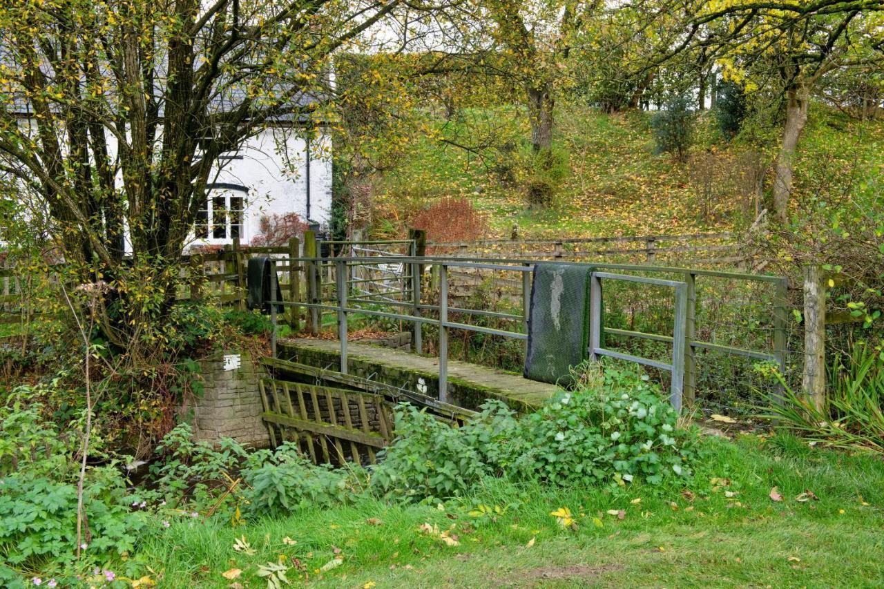 Finest Retreats - Great Cantal Granary Llandrindod Wells Exterior photo
